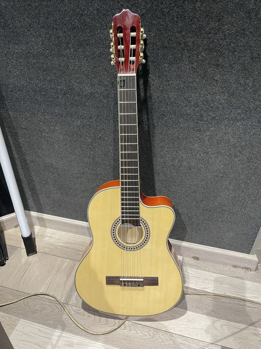 Новая Акустика Гитара