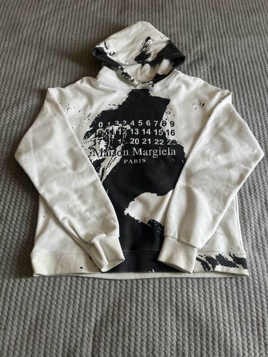 Черно-белое худи Maison Margiela