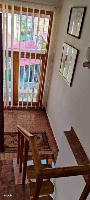 Casa + curte | Campulung Muscel | Central | 5 camere | teren 235 mp