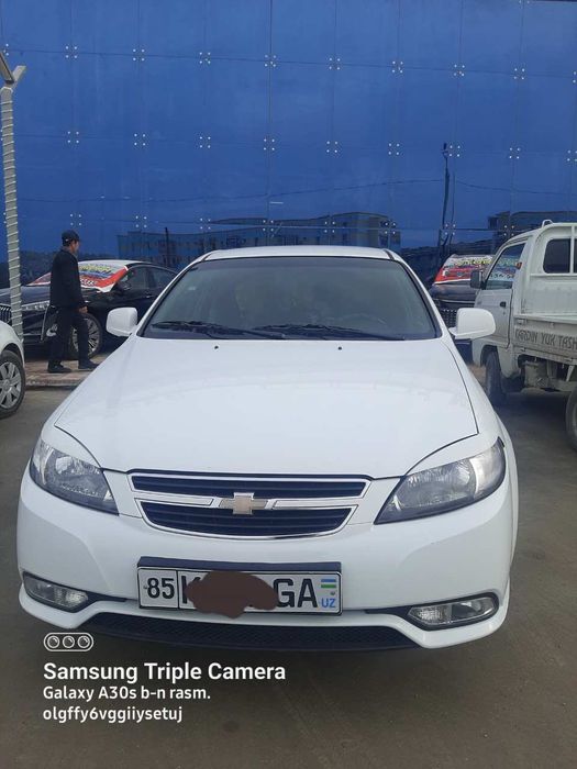 Срочно Жентра сотилади йили 2020 метан тоза мошина, нархи 150милион