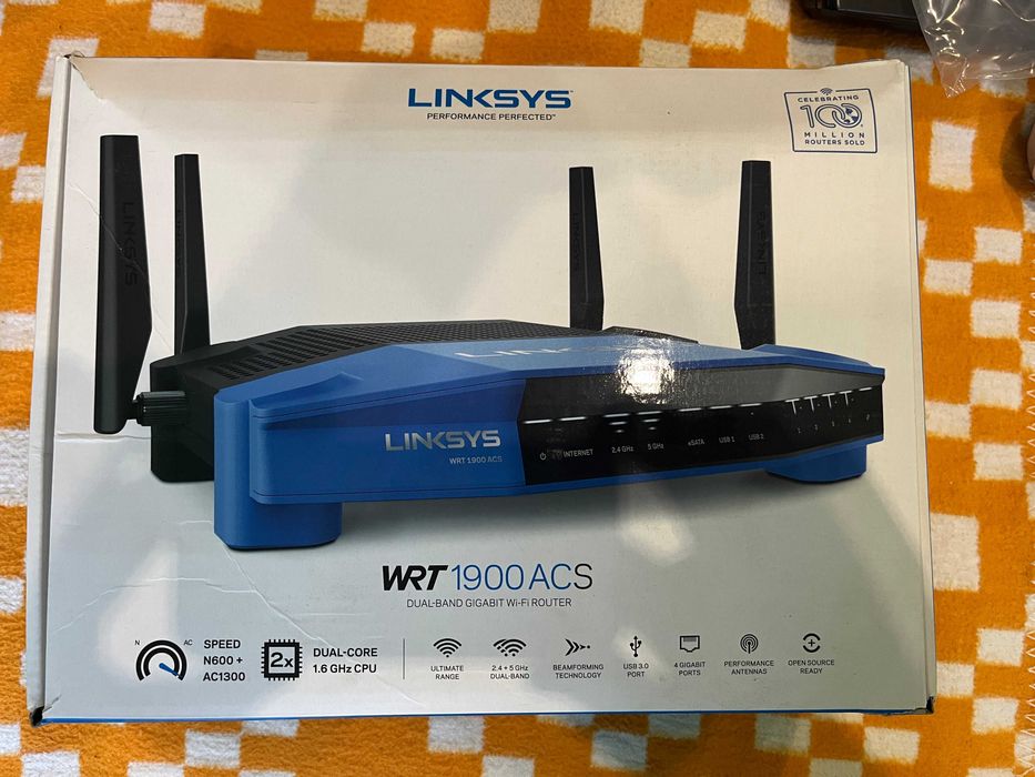 Гигабитов рутер Linksys WRT1900ACS
