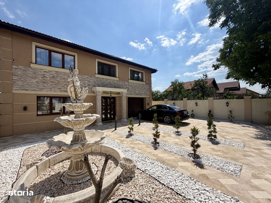 Vila de lux cu piscina