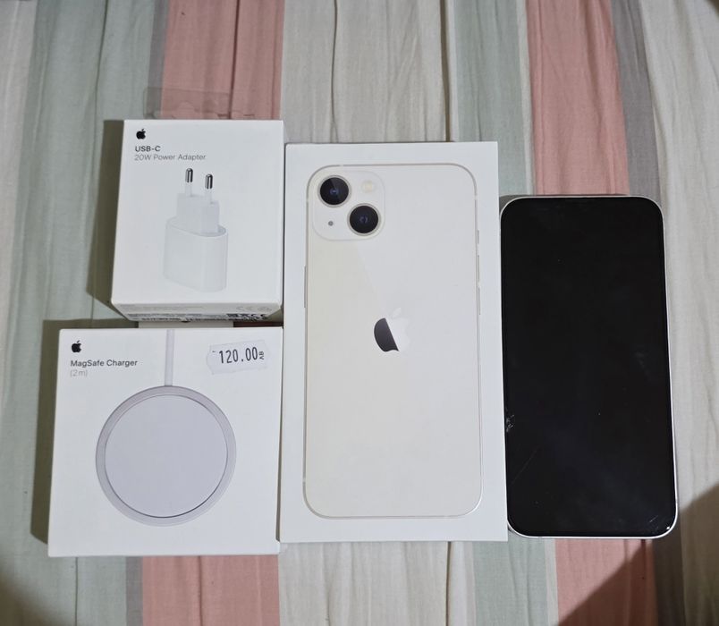 Iphone 13 пълен комплект с магнитно зарядно