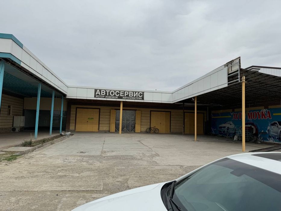 Choyxona va avtotexxizmatlari sotiladi