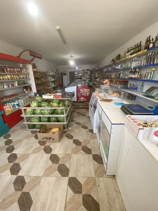 Продаётся дом с магазином