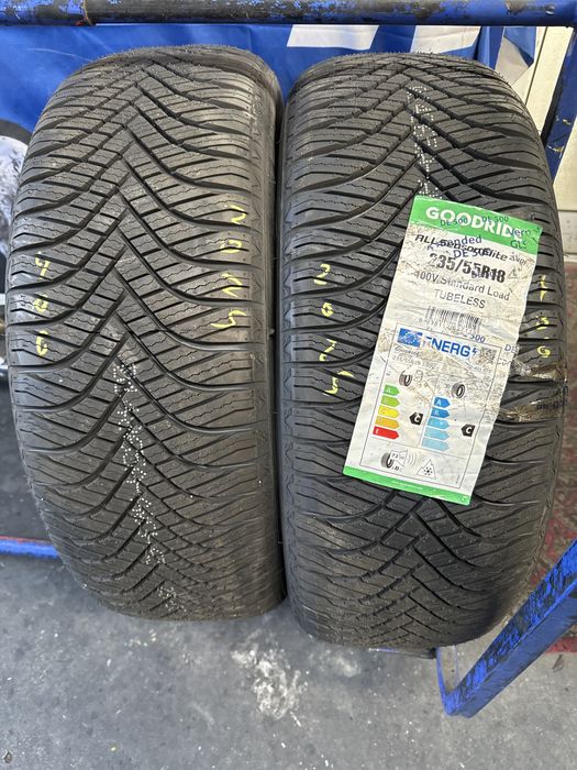 235/55/18 100V Goodride