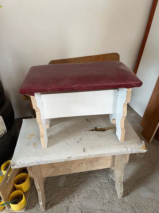 Продам табуретки