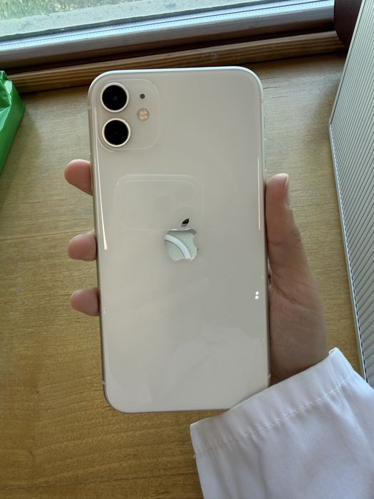 Продам Айфон 11, 64гб
