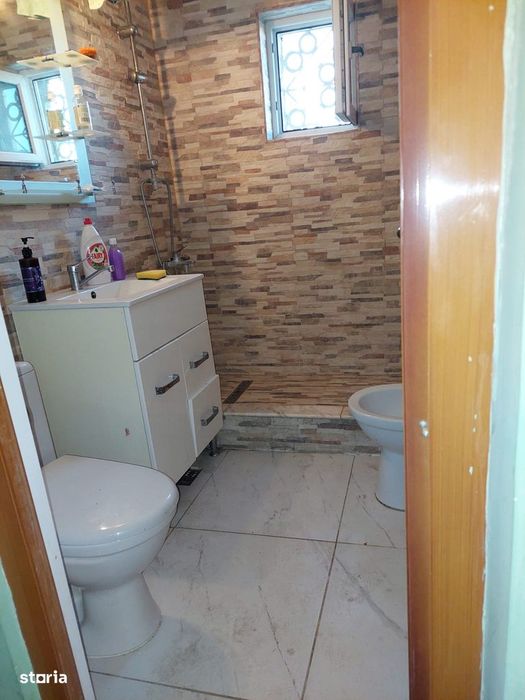2 camere decomandate Rozelor
