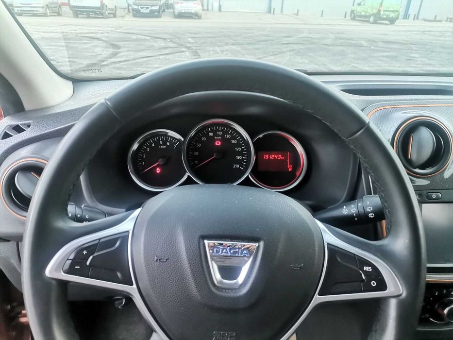 Dacia Sandero STEPWAY 0.9 90h.p. SWISS