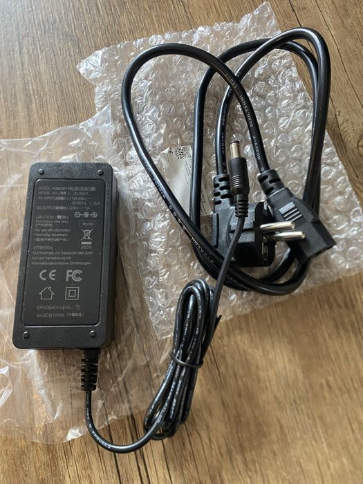 Зарядно 29V 1A power supply