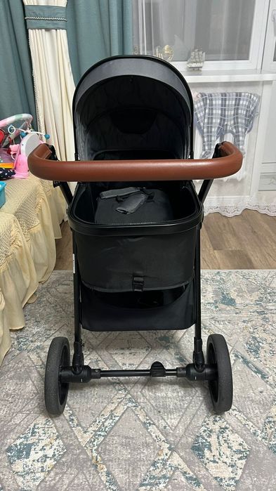 Коляска от фирмы Tomix 2в1