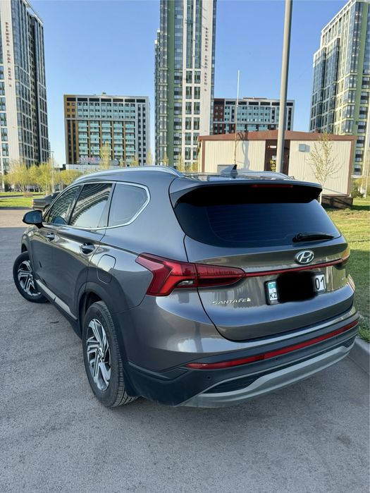 Продам машину на гаранти