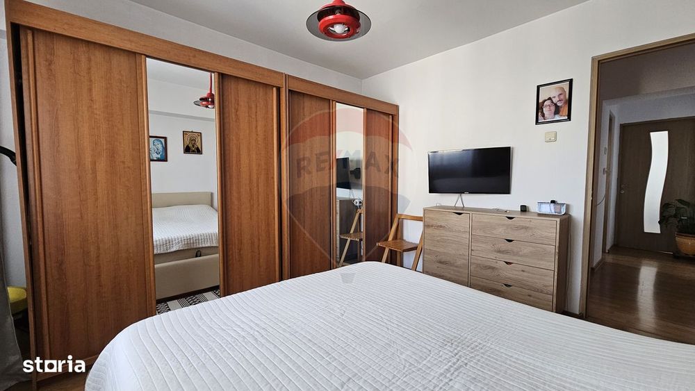 Apartament cu 3 camere decomandat de vânzare Burdujeni, Suceava