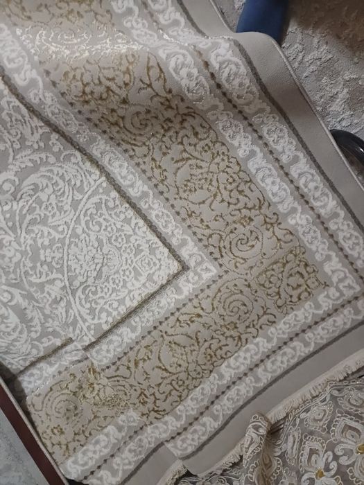 Продам ковер 350×600