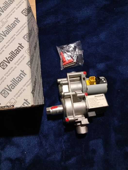 Vind vana gaz cu regulator centrala termice nouă