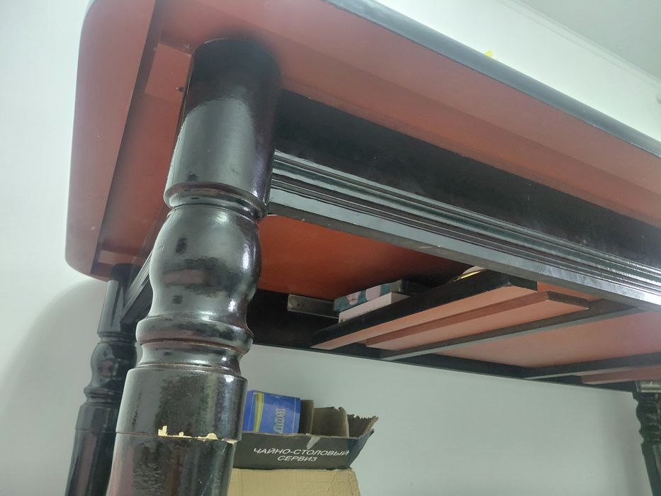 Стол срочный торг продам 70000