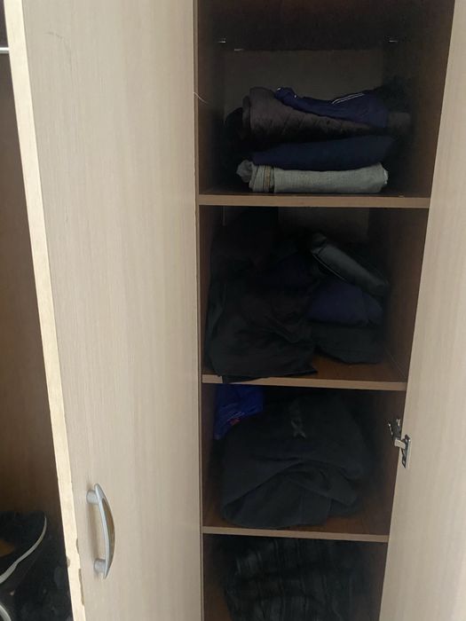 Продается шкаф.