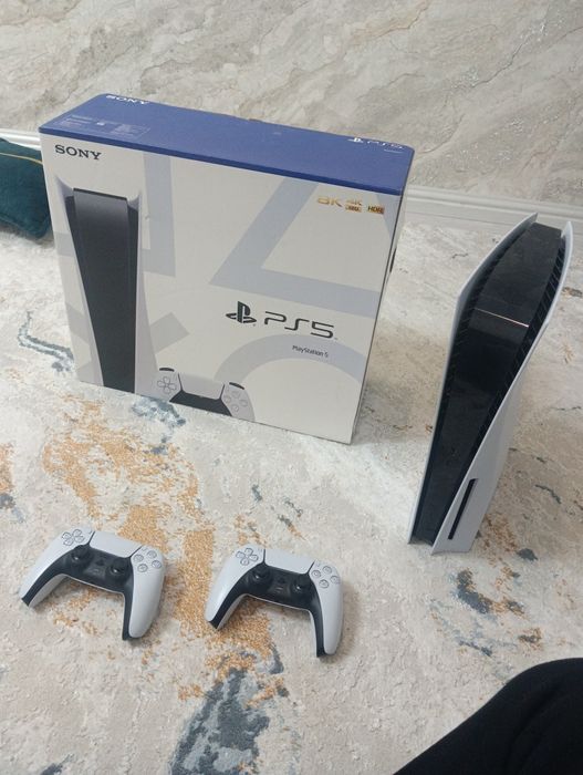 Play station 5 2 джойстика
