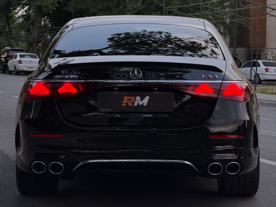 Mercedes Benz W214 E53 AMG!