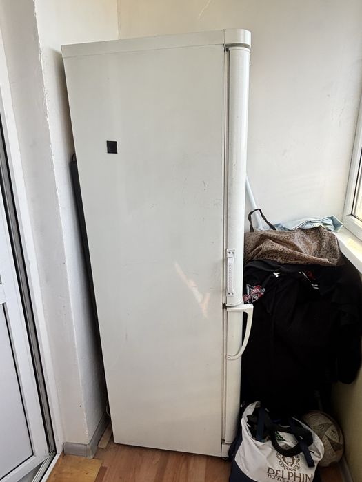 Холодильник indesit