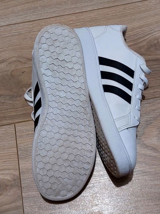 Детски спортни обувки Adidas