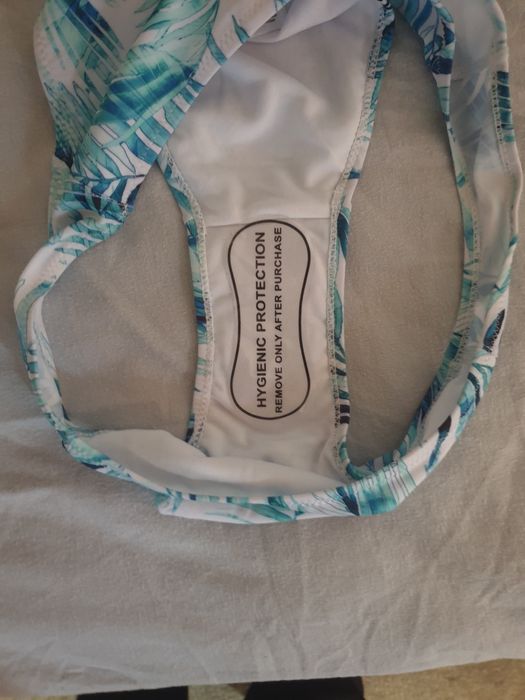 Бански от две части