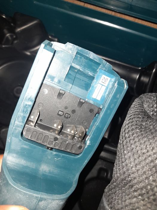 Corp șlefuitor  cu acumulator și variator de turatie Bosch GEX 18V- 125