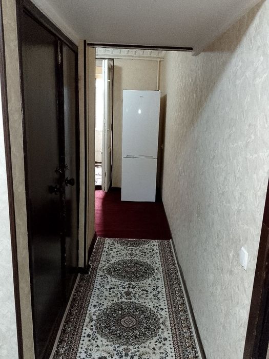 Uchtepa tumani 15-kvartalda 4-xonali uy sotiladi
