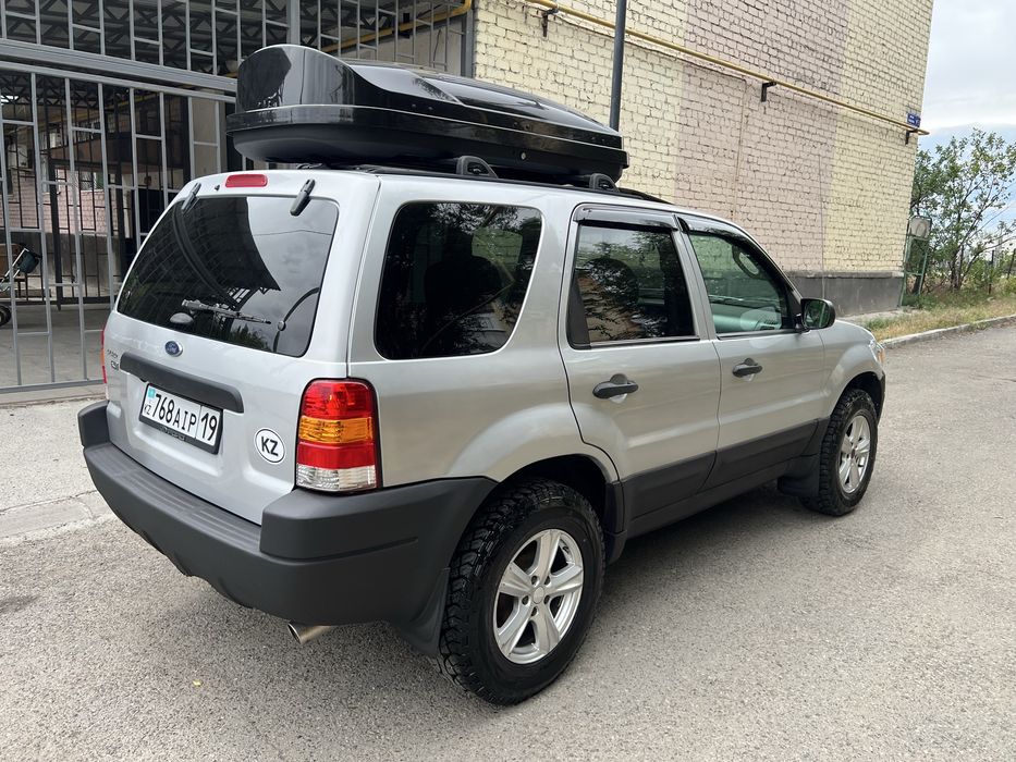 Ford Escape 2004г