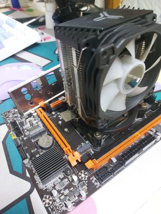 Продам комплект X99+Xeon E5 2680v4