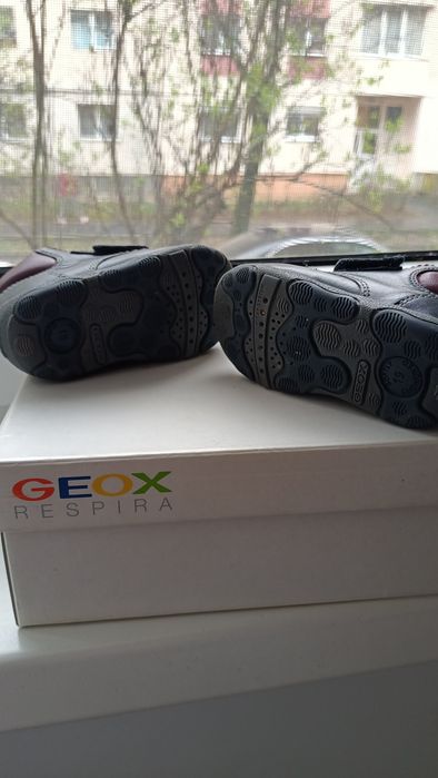 Papuci Geox bebe mărimea 19