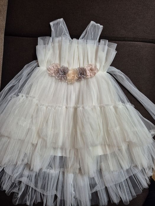 Rochiță alba 4ani/6ani