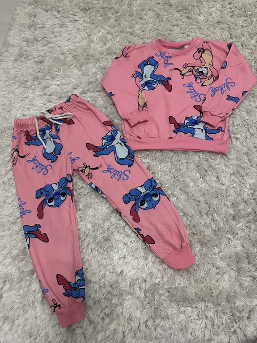 Compleu marimea 5-6 ani