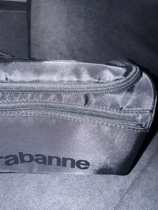 Geanta cosmetice Rabanne noua