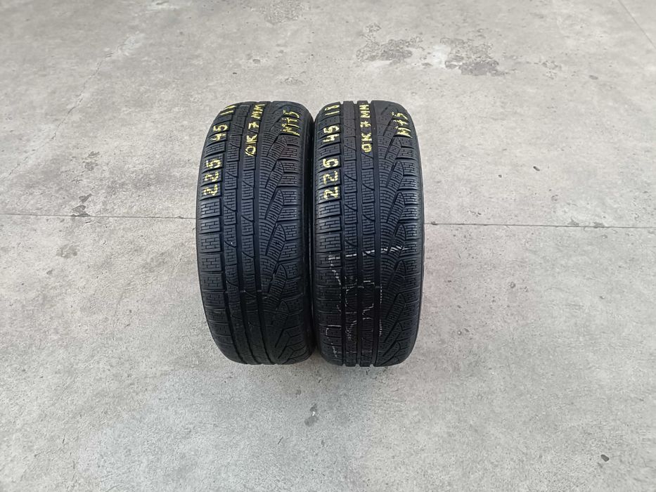 Doua anvelope iarna 225 45 18 pirelli sotoozero 2 run flat profil 7 mm