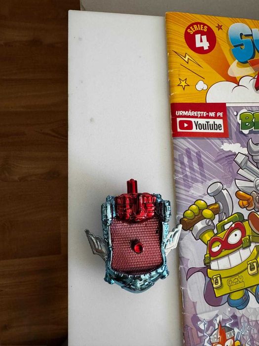 Figurine Piratix/SUPERTHINGS