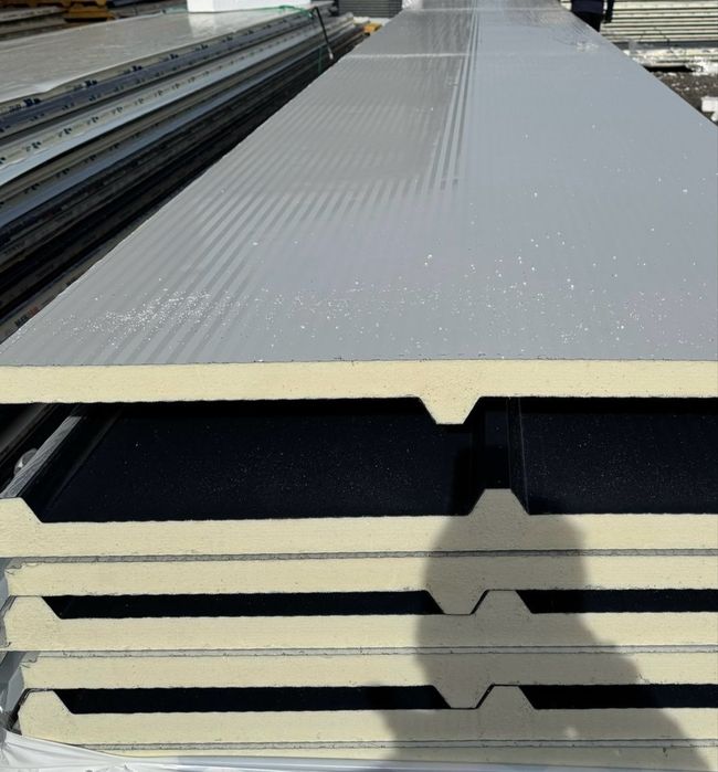 Panouri termoizolante sandwich Perete / Acoperis din STOC