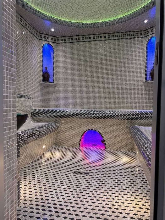 Bezmakler.  Oq toshda TITANIC dacha oila va ulfatla uchun .