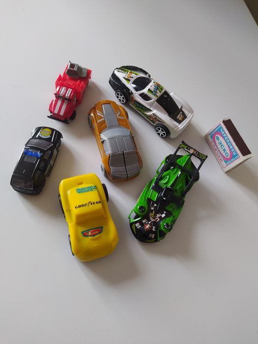 Машинки игрушки за все 500 тенге
