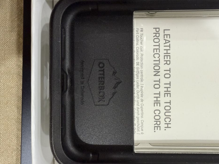 Чехол на iPhone X