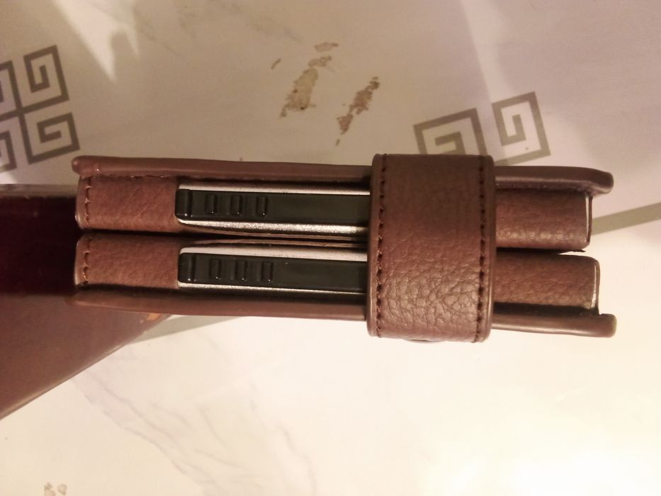 Продам кархолдер визитница