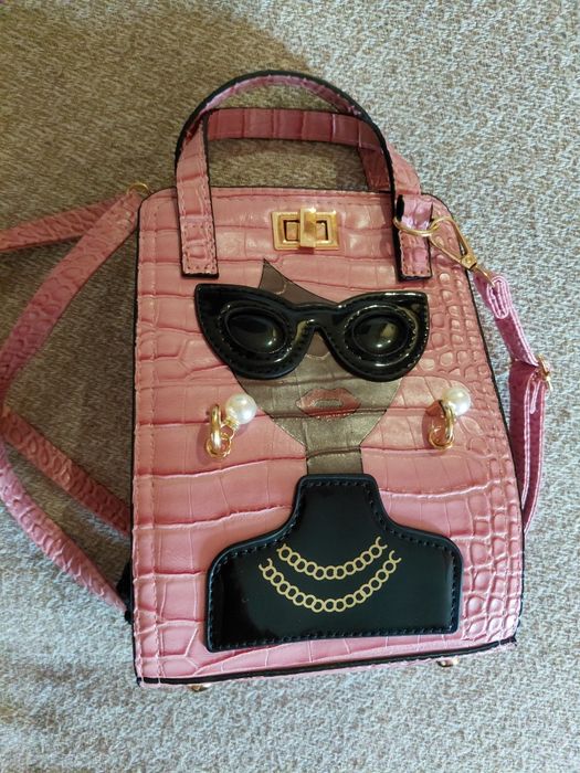 Сумочка новая  3000 тенге