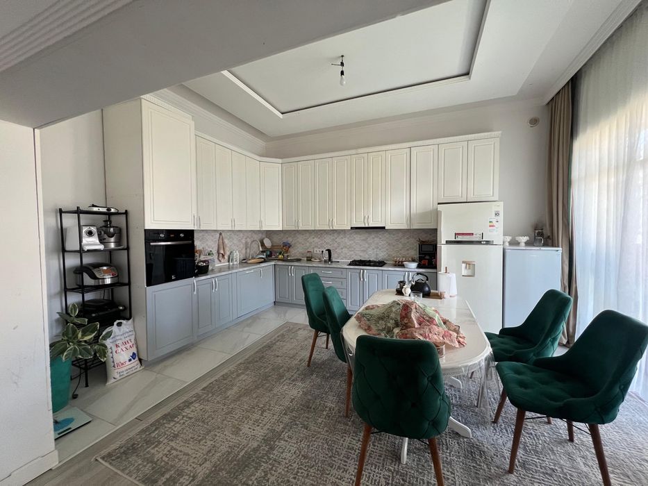 Дом за музеем!!!