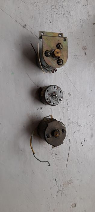 Продам  моторчики