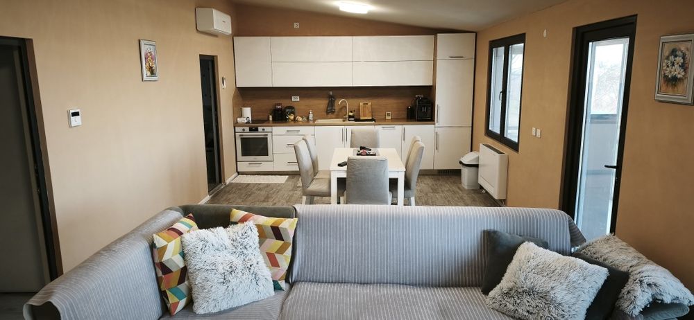 Продава се Къща в Козлодуй - 130 кв.м за 1138 €/кв.м - Снимка #8