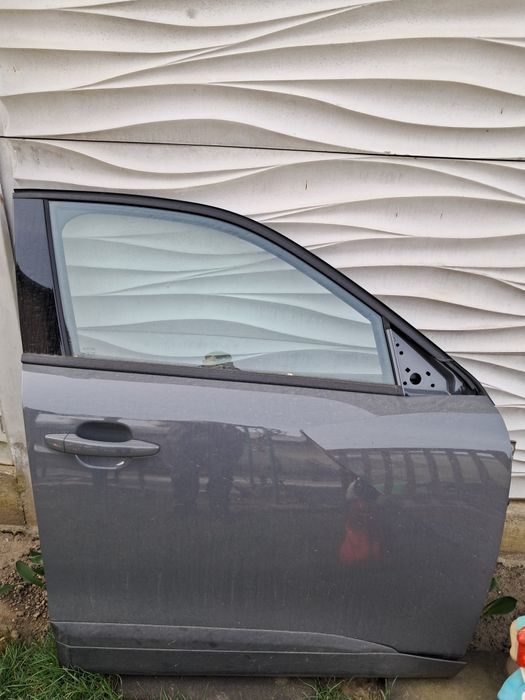 Usa dreapta fata peugeot 2008 fab 2024