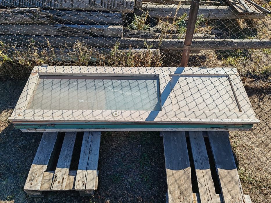 Продам двери бу.