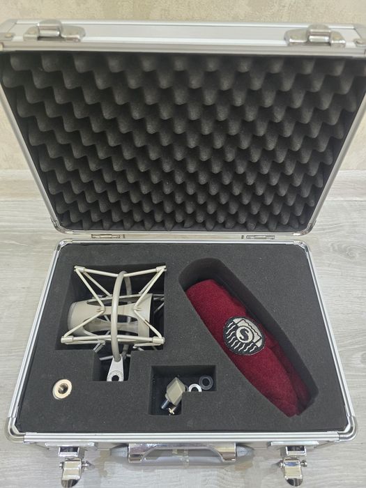 Shure ksm44 микрофон студиный