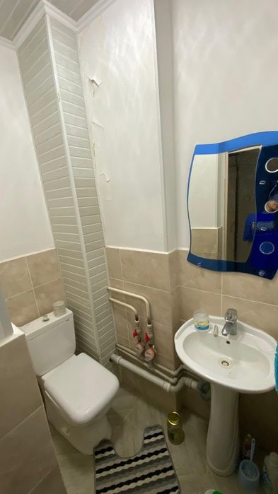 Продается 2 х комнатная квартира  в городе Тараз 9 микрорайон